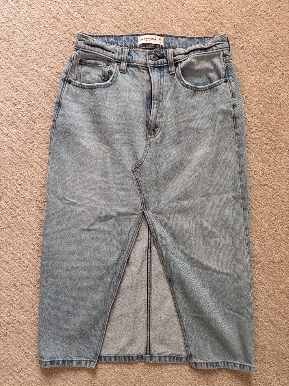 Abercrombie & Fitch Denim Midi Skirt Light Wash High Rise Front Slit Size 6